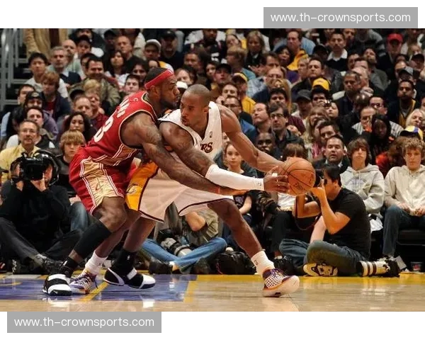 巅峰对决，得分狂潮：骑士与勇士的史诗级较量